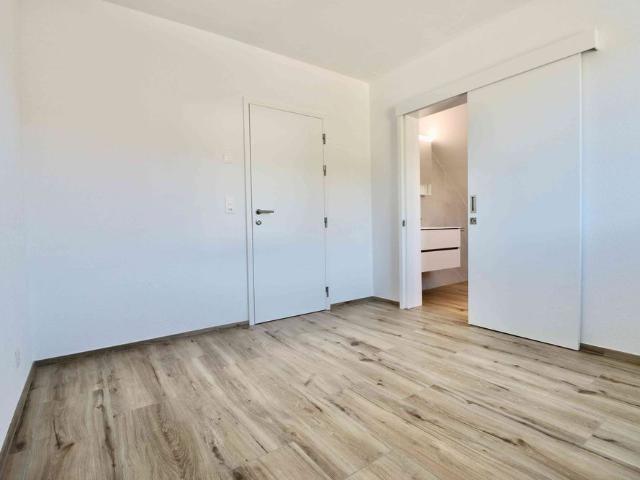 3.5 Zimmer, 106 m², 2. Stock