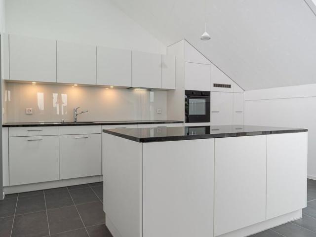 3.5 Zimmer, 106 m², 3. Stock