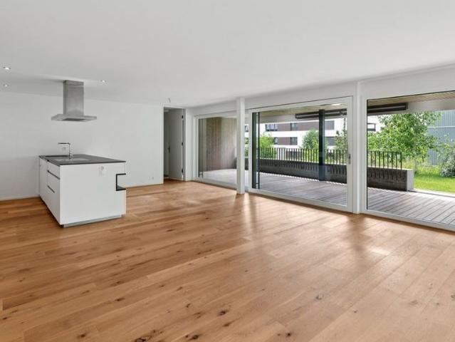 3.5 Zimmer, 108 m², EG