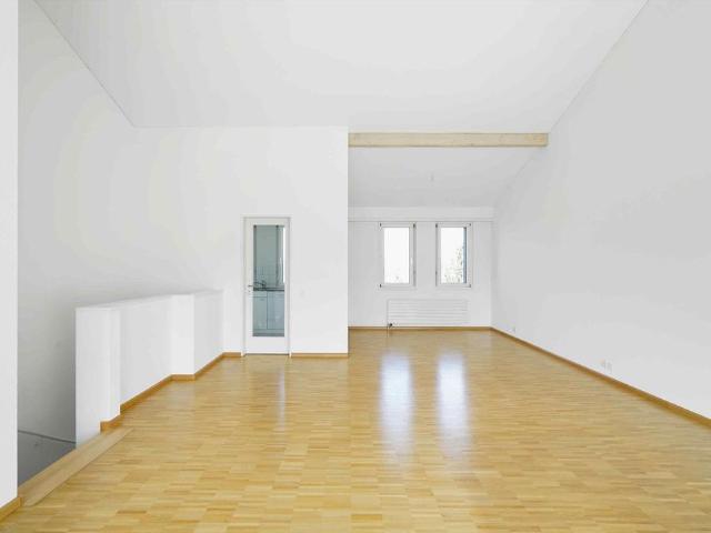 3.5 Zimmer, 115 m², 1. Stock