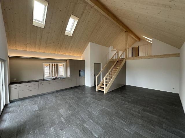 3.5 Zimmer, 120 m², 1. Stock