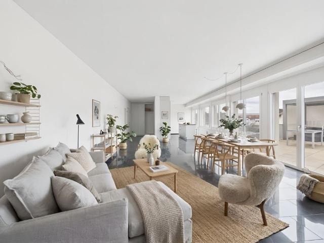 3.5 Zimmer, 120 m², 1. Stock