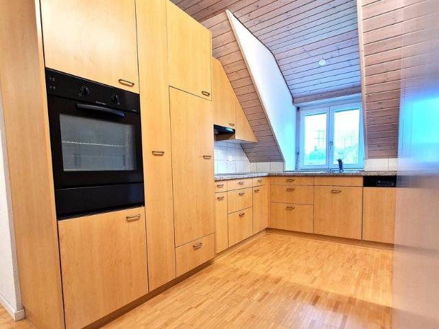 3.5 Zimmer, 120 m², 2. Stock