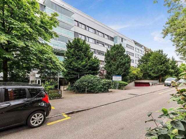 3.5 Zimmer, 120 m², 6. Stock