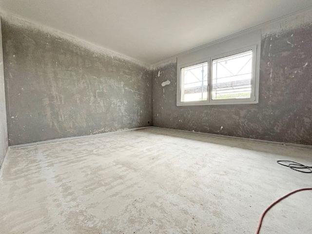 3.5 Zimmer, 125 m², Untergeschoss