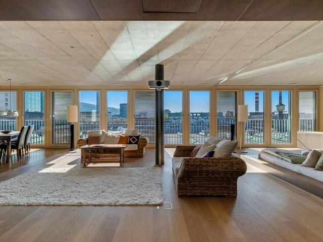 3.5 Zimmer, 131 m², 5. Stock