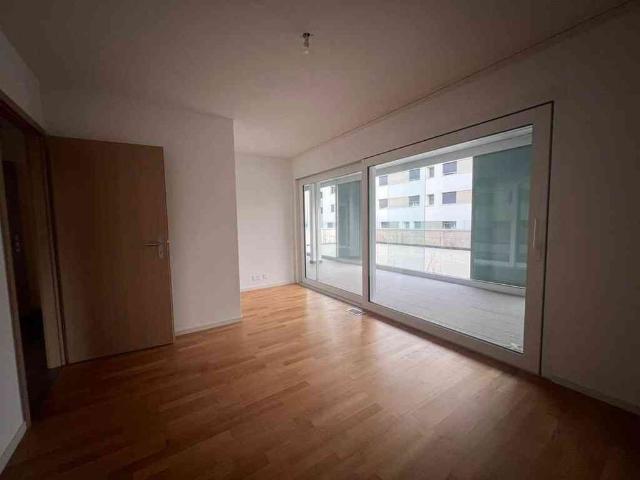 3.5 Zimmer, 64 m², EG