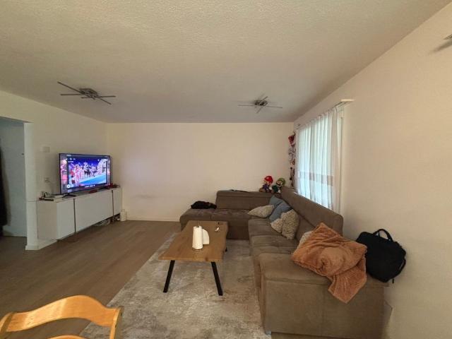 3.5 Zimmer, 68 m², 1. Stock