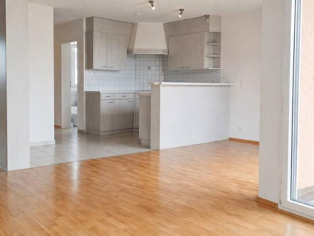 3.5 Zimmer, 60 m², 2. Stock