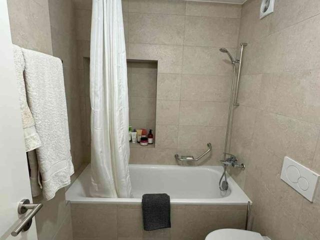 3.5 Zimmer, 60 m², EG