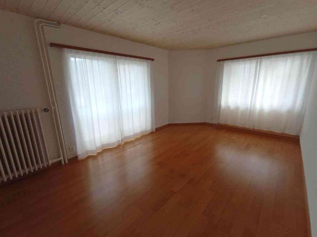 3.5 Zimmer, 60 m², EG
