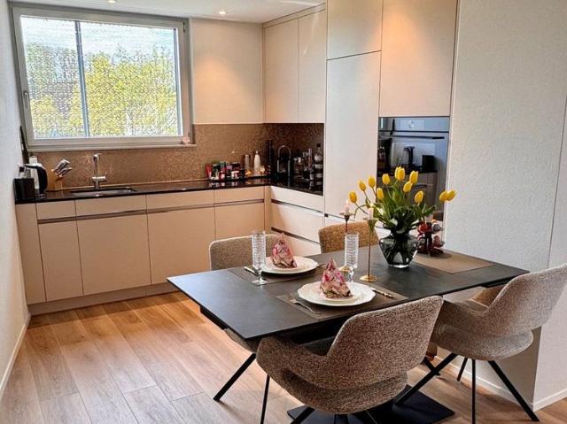 3.5 Zimmer, 61 m², 2. Stock