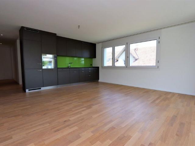3.5 Zimmer, 74 m², 1. Stock