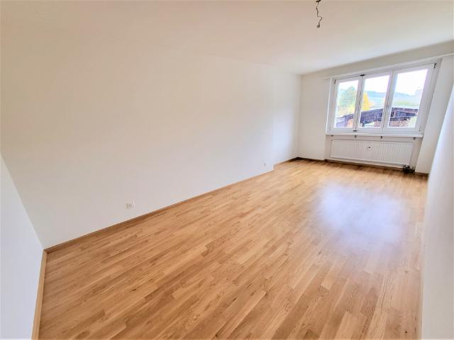 3.5 Zimmer, 74 m², EG