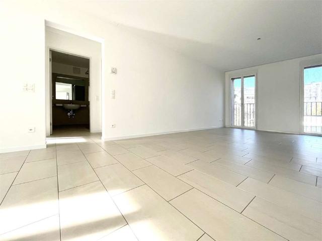 3.5 Zimmer, 75 m², 1. Stock