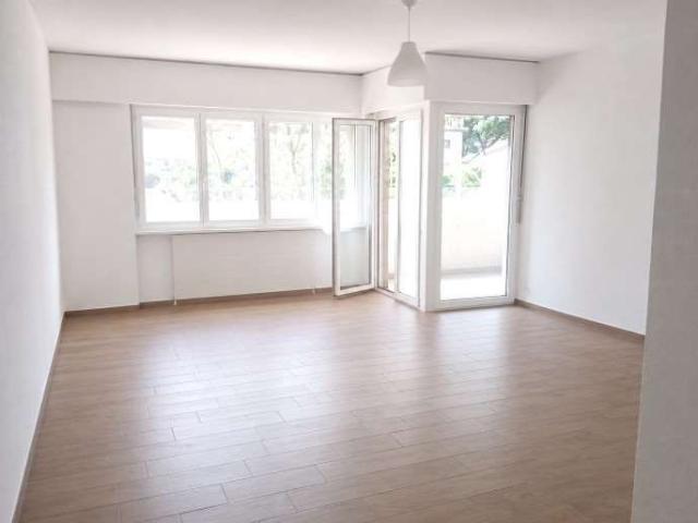 3.5 Zimmer, 75 m², 1. Stock