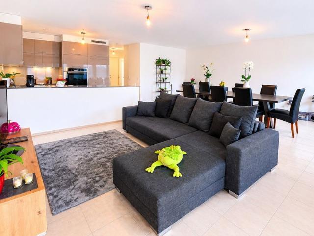 3.5 Zimmer, 75 m², 1. Stock