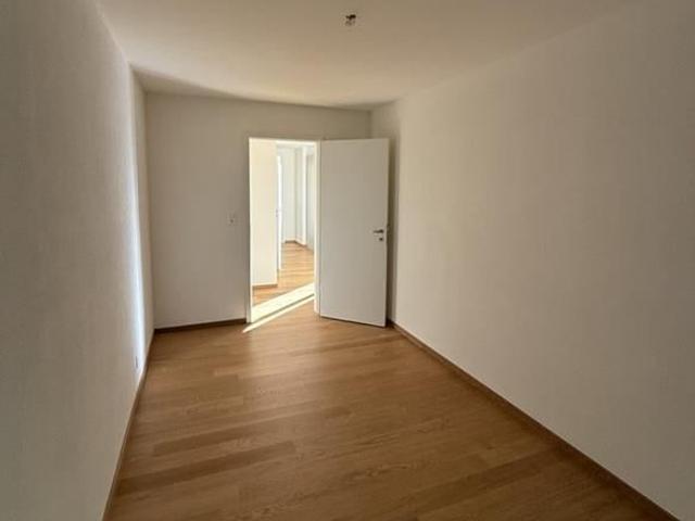 3.5 Zimmer, 76 m², 1. Stock