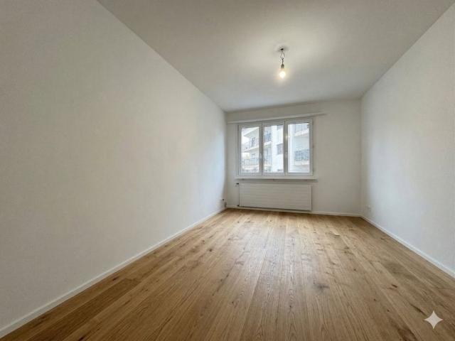 3.5 Zimmer, 76 m², 1. Stock