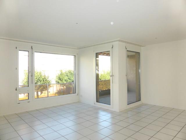 3.5 Zimmer, 76 m², 1. Stock