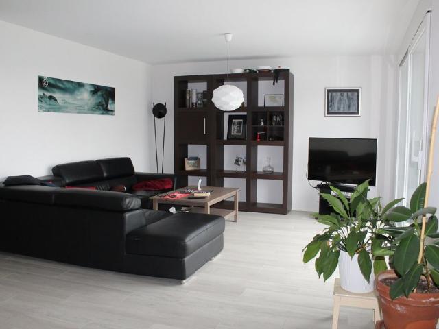 3.5 Zimmer, 76 m², 1. Stock