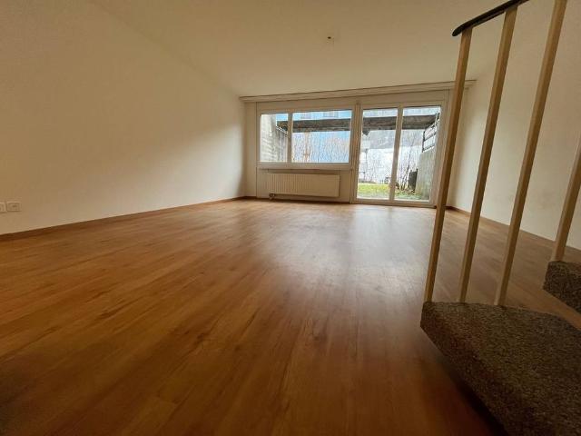 3.5 Zimmer, 76 m², EG
