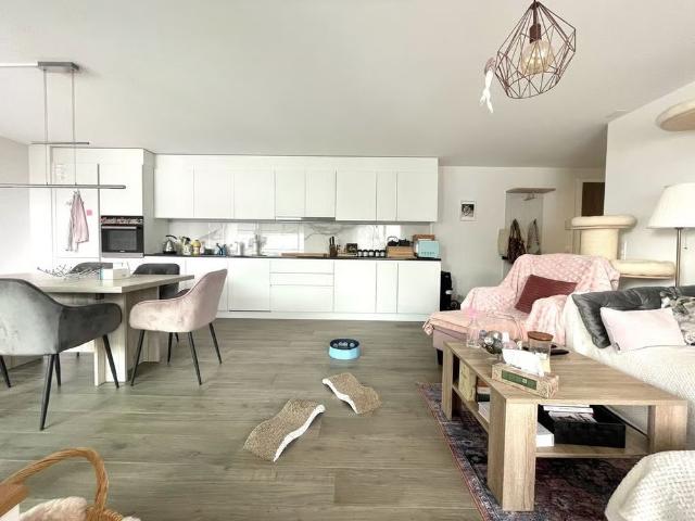 3.5 Zimmer, 77 m², 3. Stock