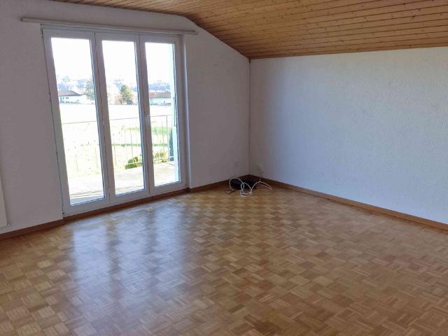 3.5 Zimmer, 77 m², 1. Stock