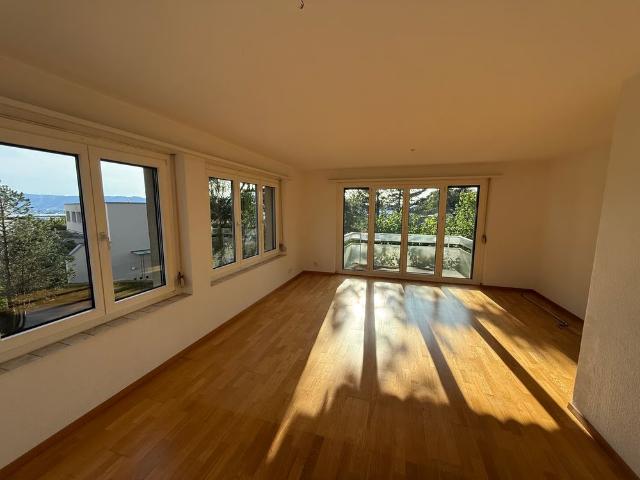 3.5 Zimmer, 77 m², 1. Stock