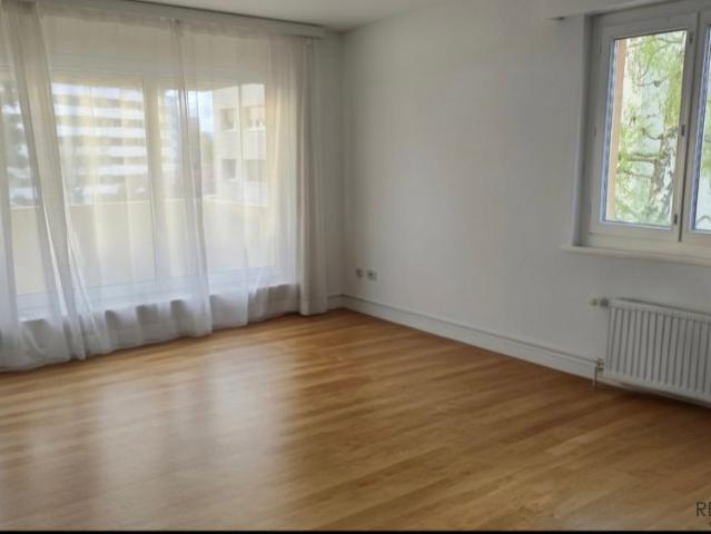 3.5 Zimmer, 77 m², 1. Stock