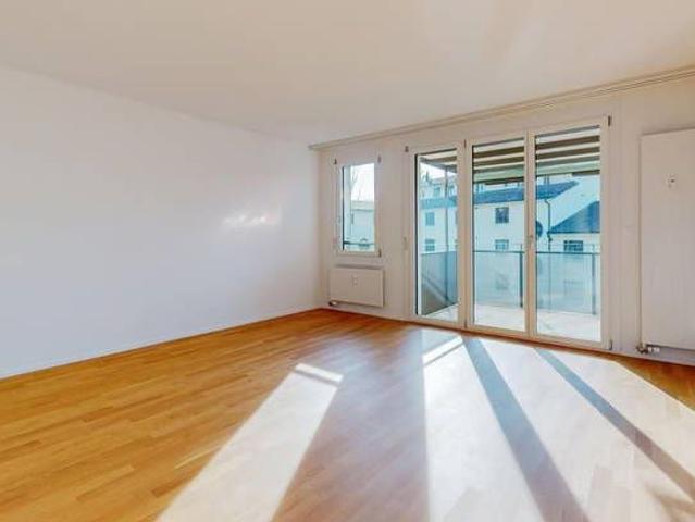3.5 Zimmer, 77 m², 1. Stock