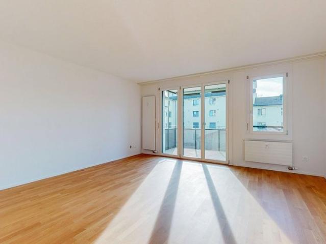 3.5 Zimmer, 77 m², 2. Stock