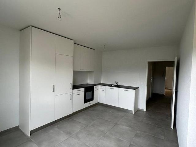 3.5 Zimmer, 77 m², 2. Stock