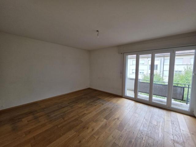 3.5 Zimmer, 77 m², EG