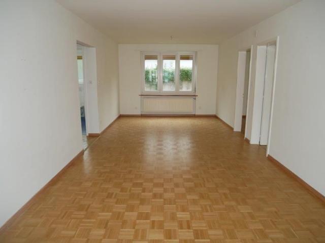3.5 Zimmer, 78 m², EG