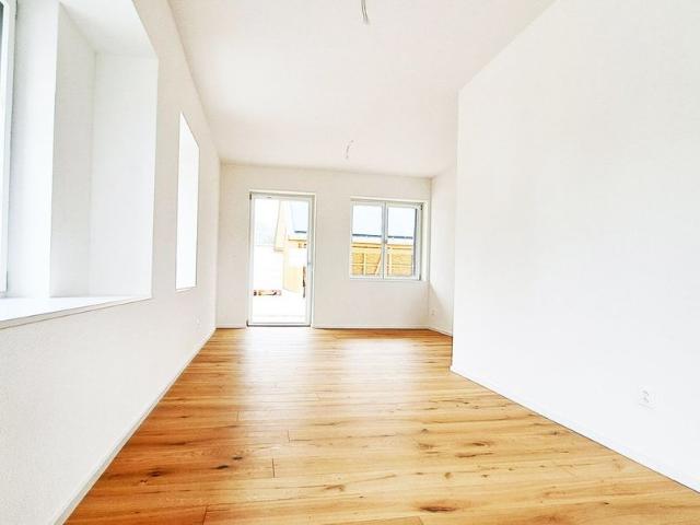 3.5 Zimmer, 78 m², EG