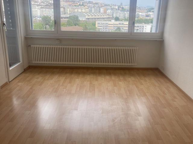 3.5 Zimmer, 70 m², 12. Stock