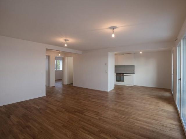 3.5 Zimmer, 70 m², 1. Stock