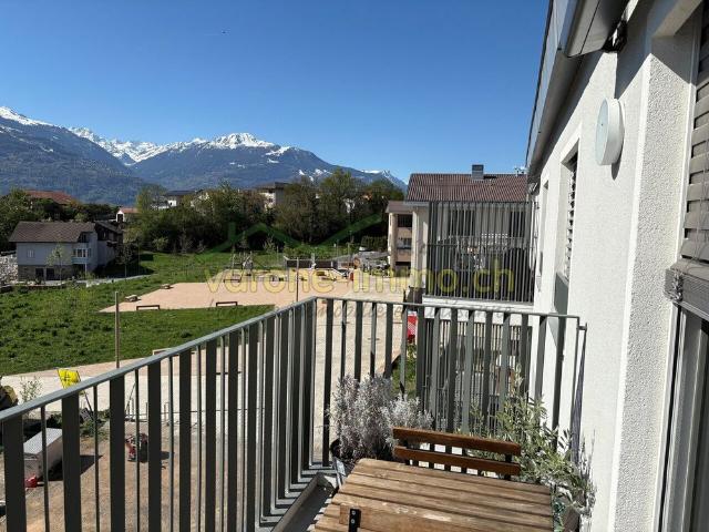 3.5 Zimmer, 70 m², 2. Stock