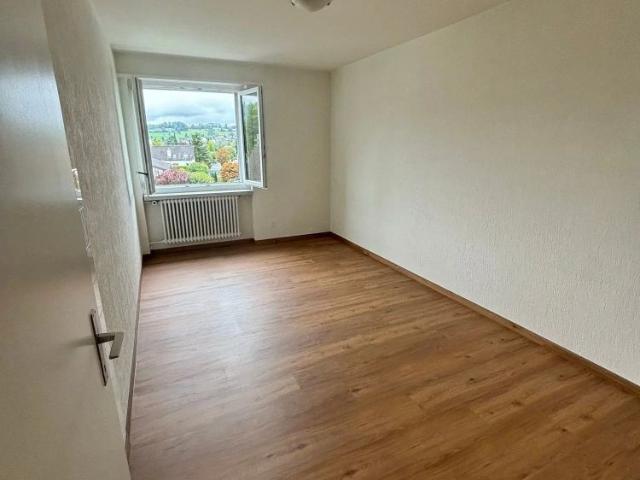 3.5 Zimmer, 70 m², 2. Stock