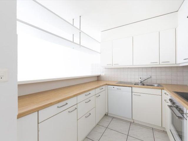 3.5 Zimmer, 70 m², 4. Stock