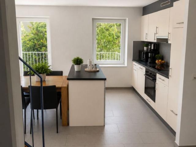 3.5 Zimmer, 72 m², 1. Stock