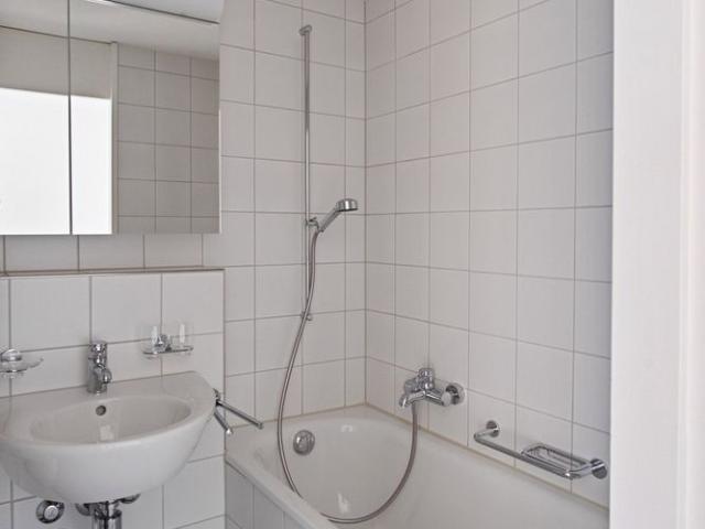 3.5 Zimmer, 72 m², EG