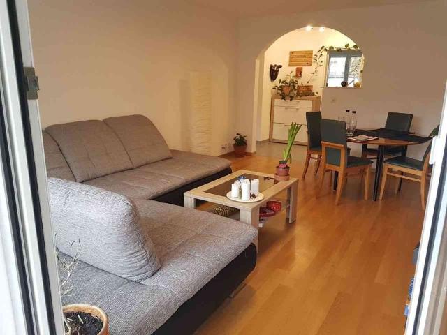 3.5 Zimmer, 72 m², EG