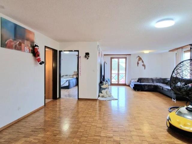 3.5 Zimmer, 84 m², 2. Stock