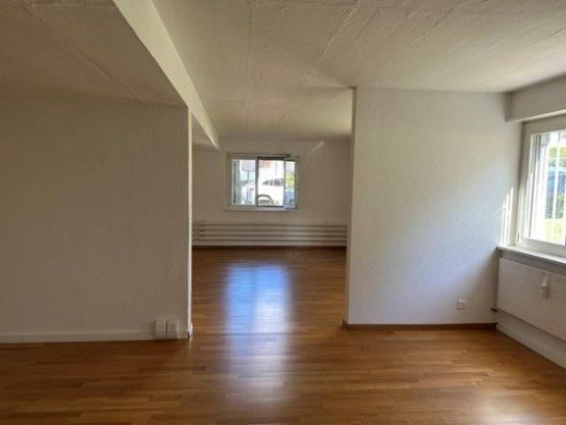 3.5 Zimmer, 84 m², EG