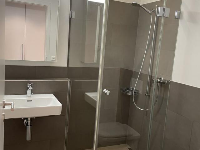 3.5 Zimmer, 84 m², EG