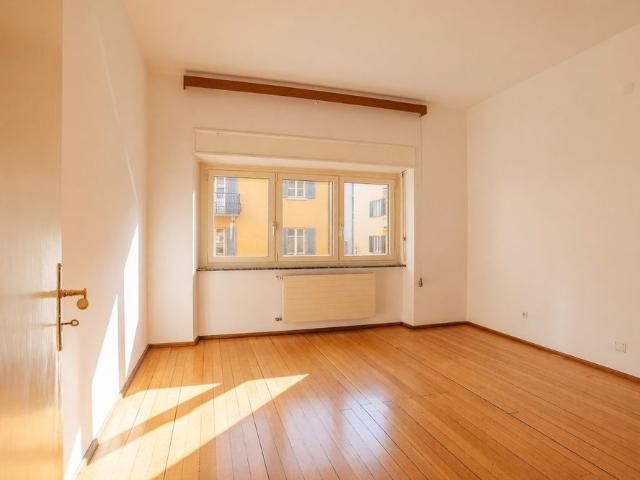3.5 Zimmer, 85 m², 1. Stock