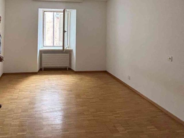 3.5 Zimmer, 85 m², 1. Stock