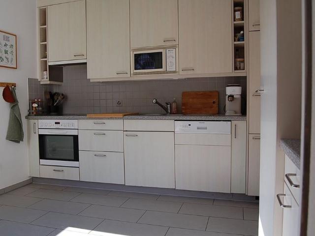 3.5 Zimmer, 85 m², 2. Stock